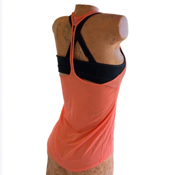 Athleta 2 In 1 Top - Picture 4 of 7